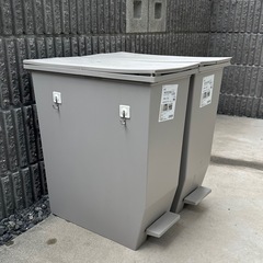 【引き取り者決定】両開き35Lゴミ箱の画像