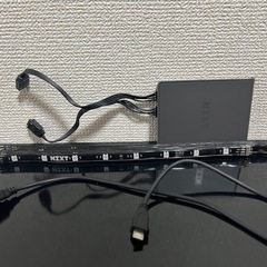 NZXT HUE2 AMBIENT V2 (26〜32型ワイド向け)の画像