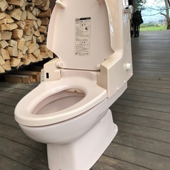TOTO   ウォシュレットトイレ　無料の画像