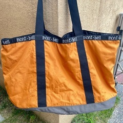 mont-bell オレンジ 大きめトートバッグの画像