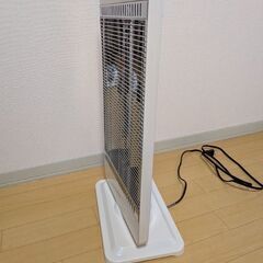お値下げしました！カーボンヒーター美品の画像