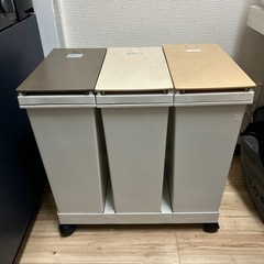 【お話中】ゴミ箱　3分別　ワンプッシュの画像