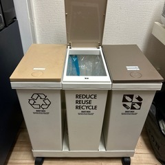 【お話中】ゴミ箱　3分別　ワンプッシュの画像