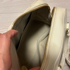 値下げしました 【中古】FURLA(フルラ) ハンドバッグ 白 ホワイト レザー/ 【ブランドバッグ】【中古】の画像
