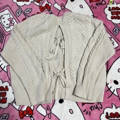 GU バックリボン🎀セーターの画像