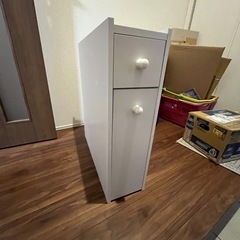 トイレの棚の画像