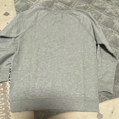 【新品】レディス　薄手スウェットの画像