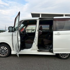 低走行9万キロ台‼️月々1.1万円〜分割払い可❗️車検2年付き！大人気☆SUZUKI ソリオ☆SDナビ付き☆走行中DVD見れます☆ETC付き☆両側電動スライドドア☆純正アルミ☆ドライブレコーダー付きのフル装備‼️の画像