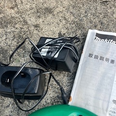 10/27まで限定！makita 芝刈り　バリカンの画像