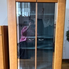 食器棚の画像