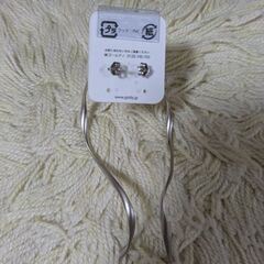 【ステンレス】※未使用品※変形ライン ニュアンスピアスの画像