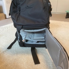 Lowepro カメラバックの画像