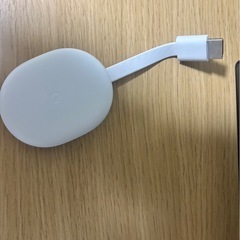 3点セット(テレビ、テレビ台、Chromecast)の画像