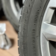即日引渡し可能です！レクサスNX300h 純正ホイール付きスタッドレスタイヤ18インチの画像