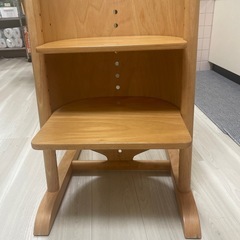 木製小児用ダイニングチェアの画像