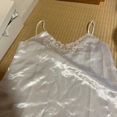 シルク100%キャミソールの画像
