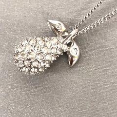 【未使用保管品】Swarovskiスワロスキー ☆洋梨モチーフネックレスの画像
