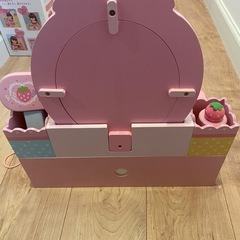 ドレッサー　おもちゃ　木製の画像
