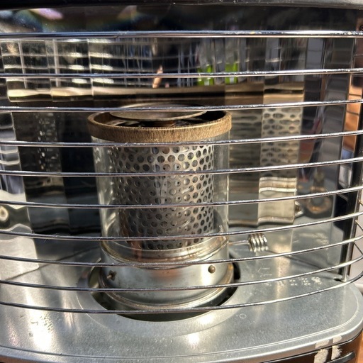 グリーンウッド 石油ストーブ GKP-P245N 13年製 ブラック管理番号700n