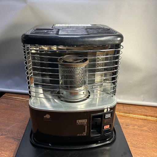 グリーンウッド 良い 石油ストーブ GKP-P245N 13年製 ブラック管理番号