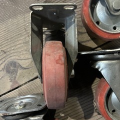 コロ　車輪　キャスター　固定　自在の画像