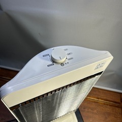 TEKNOS カーボンヒーター CHM-4531（W）管理番号701
の画像