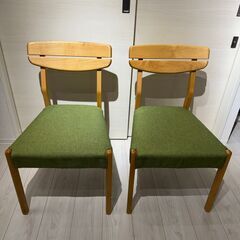 4人用ダイニングテーブル（幅約130×奥行約80×高さ約70cm）　椅子のセット購入も可の画像