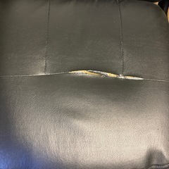 【11月半ばまでまで】オフィスチェアの画像