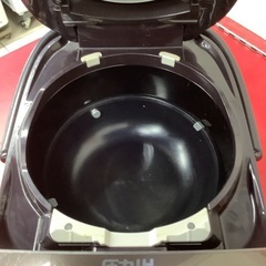 ZOJIRUSHI 象印　IH 炊飯器　炊飯ジャー　5.5合炊き　NP-BE102016年製の画像