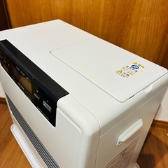 ダイニチ 石油ファンヒーター　定価：58,800円　FW-5714SDXの画像