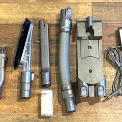 ★バッテリー交換済み！★ ダイソン サイクロン式コードレスクリーナー DC45【マジカルスケッチ】の画像