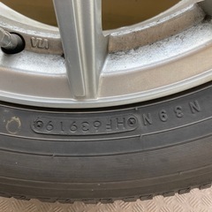 【取引中】4本セット
スタッドレスタイヤホイール付きの画像