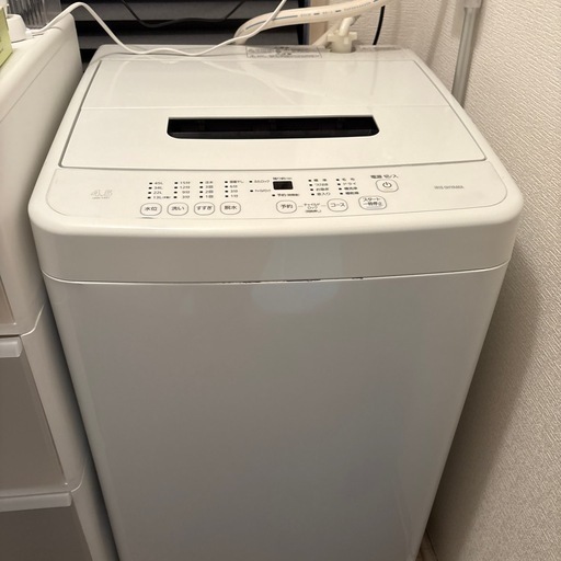 引取先確定済み　
アイリスオーヤマ 洗濯機 4.5kg ホワイト IAW-T451 ガチ落ち大水流洗浄 部屋干しモード 新生活 一人暮