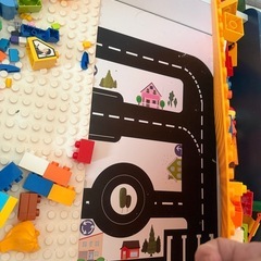 12/13まで掲載します ブロックテーブル 知育 デスク 椅子 セット 塗り絵 水遊び お絵描き 収納 ブロックプレイ 多機能の画像