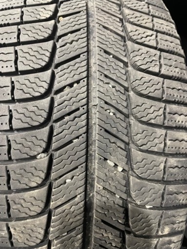 17インチ　スタッドレス　8.5分山あり