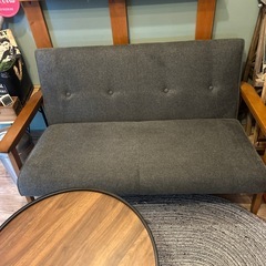 二人掛けソファー　　テーブルセット
の画像