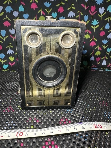 ヴィンテージ　SIX-16 BROWNIE JUNIOR ボックスカメラ