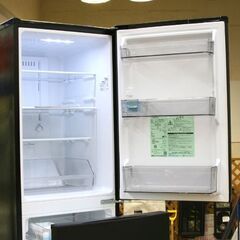 2024年 2ドア冷蔵庫 TOSHIBA 153L GR-W15BS(KT) エクリュブラック 右開き 動作確認済み 単身向け 耐熱テーブルボード 東芝 札幌市 清田区 平岡の画像