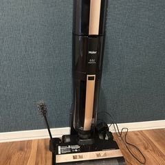 ハイアール Haier 吸引式床拭き掃除機 MIZUKI コードレス式スティッククリーナー サイクロンレス式 4.0kg ブラック JC-M1A（K）の画像