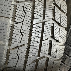 スタッドレスタイヤ195/65R15アルミホイール付4本セットの画像