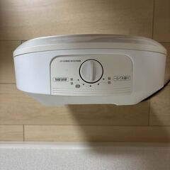アイリスオーヤマ　セラミックファンヒーター1200Wの画像
