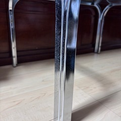 ガラステーブル　リビングテーブルの画像