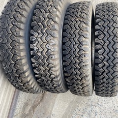 タイヤ　ジャンクの画像