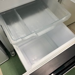 ジャングルジャングル貝塚店　134L冷蔵庫　ハイセンス　HR-D1303 2020年製　2ドア　ホワイト　中古　リユース　貝塚市　洗浄済み　動作確認済みの画像