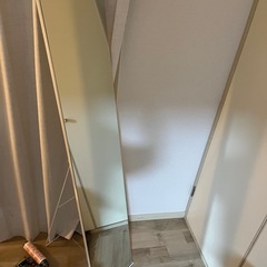 鏡の画像
