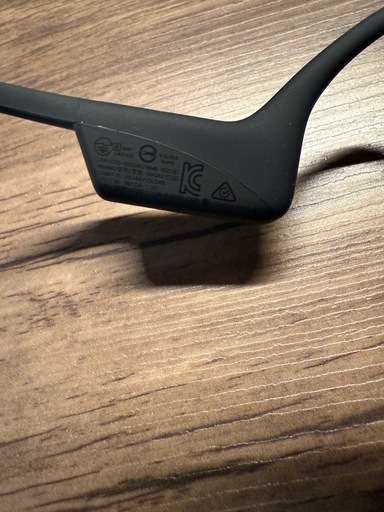 SHOKZ 骨伝導イヤホン ブラック（25/9開封）　※箱無し。本体のみ