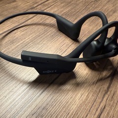 SHOKZ 骨伝導イヤホン ブラック（25/9開封）　※箱無し。本体のみの画像