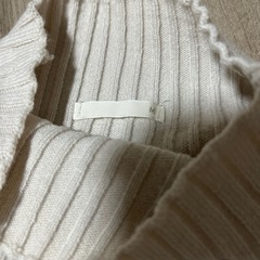 GU リブニット　Mサイズの画像