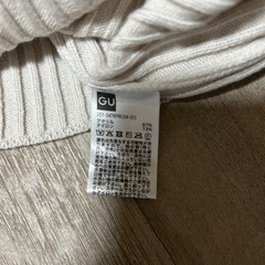 GU リブニット　Mサイズの画像