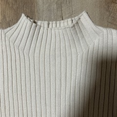 GU リブニット　Mサイズの画像